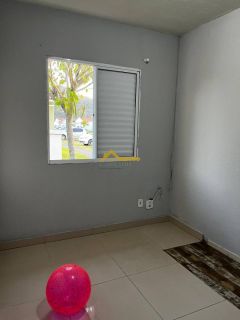 Casa em condomínio.
