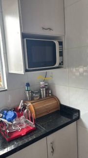 Apartamento com linda vista panorâmica e sacada com churrasqueira .
