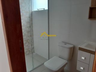 Sobrado com duas suítes em São José .