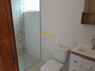 Sobrado com duas suítes em São José .