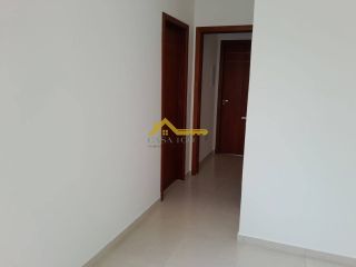 Sobrado com duas suítes em São José .