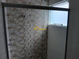 Sobrado com duas suítes em São José .
