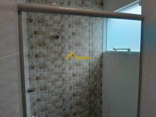 Sobrado com duas suítes em São José .
