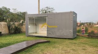 Apartamento com amplo espaço .