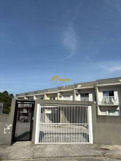 Sobrado em condomínio fechado .