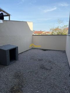 Sobrado em condomínio fechado .