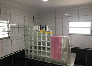 Casa de 3 dormitórios na Palhoça.