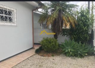 Casa de 3 dormitórios na Palhoça.