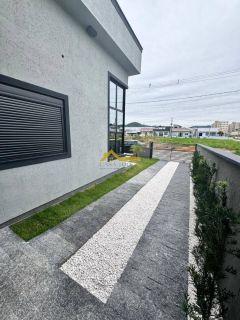 Casa em alto padrão de acabamento .