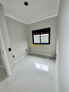 Casa em alto padrão de acabamento .