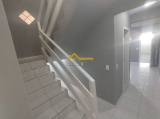 SOBRADO EM SÃO SEBASTIÃO .