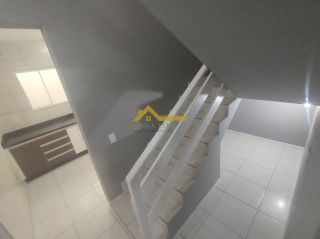 SOBRADO EM SÃO SEBASTIÃO .