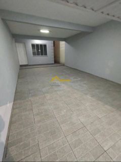 SOBRADO EM SÃO SEBASTIÃO .