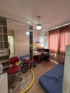 Apto 3 domitórios com suíte e sacada, totalmente mobiliado