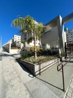 Apto 2 domrmitórios, vaga de garagem e elevador