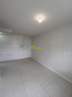 Apto térreo, nunca foi usado!