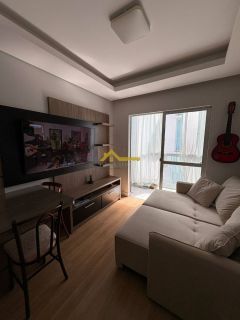 Apartamento com sacada .