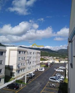 Apartamento nunca habitado .