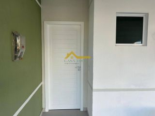 Casa reformada e com suíte .