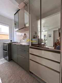 Apto dois dorm. com suíte, sacada com churrasqueira e vaga dupla coberta