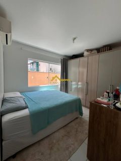 Apto dois dorm. com suíte, sacada com churrasqueira e vaga dupla coberta