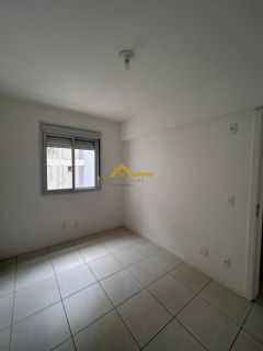 Próximo de tudo, 2 dorm. com suíte, sacada e churrasqueira e vaga de garagem coberta