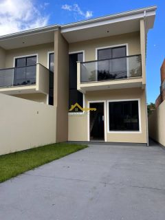 SOBRADO COM 2 SUÍTES EM SÃO JOSÉ