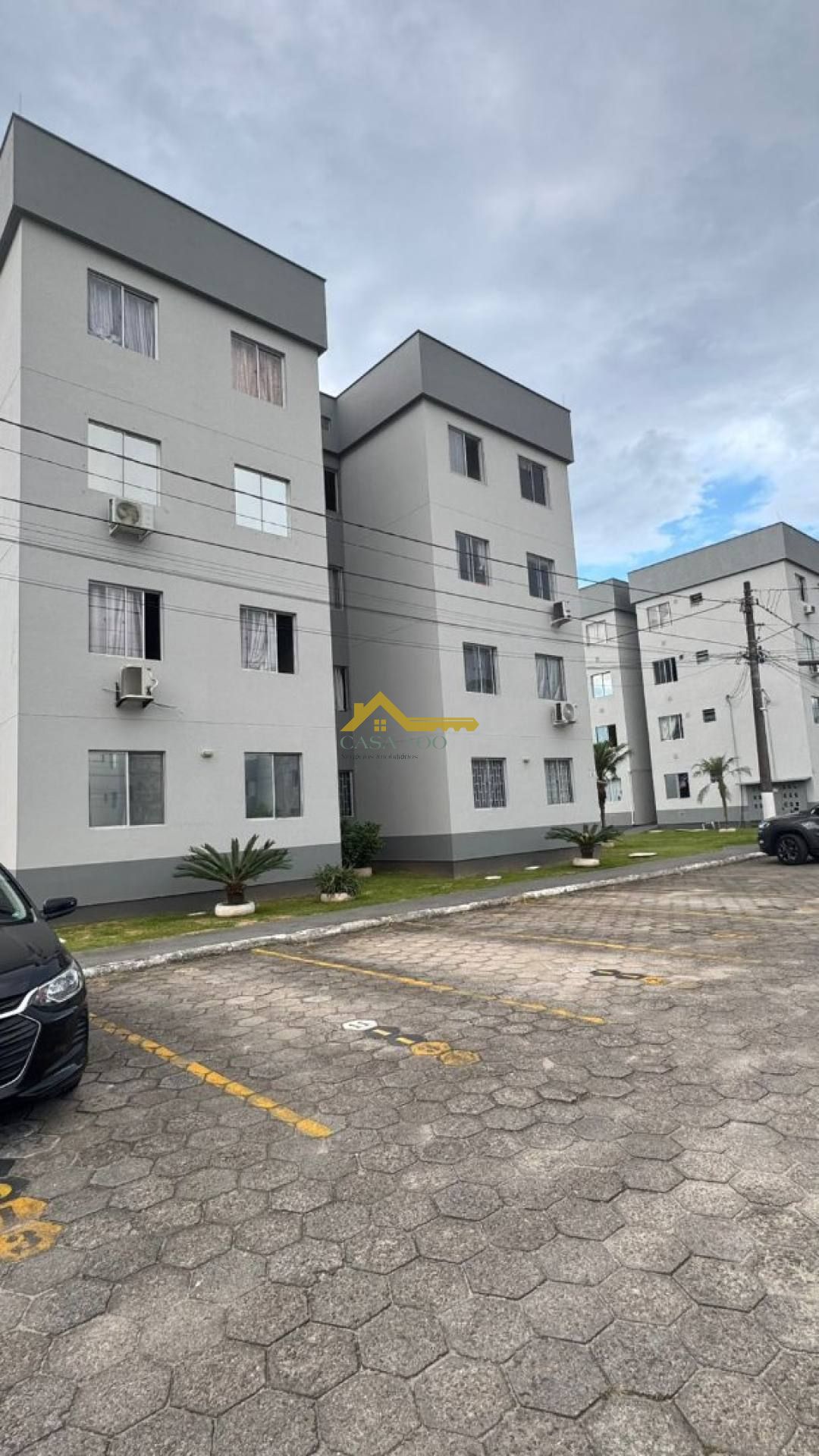Apartamento térreo reformado no Residencial Villagio Bella Vista