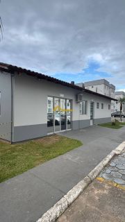Apartamento térreo reformado no Residencial Villagio Bella Vista