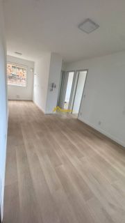 Apartamento térreo reformado no Residencial Villagio Bella Vista
