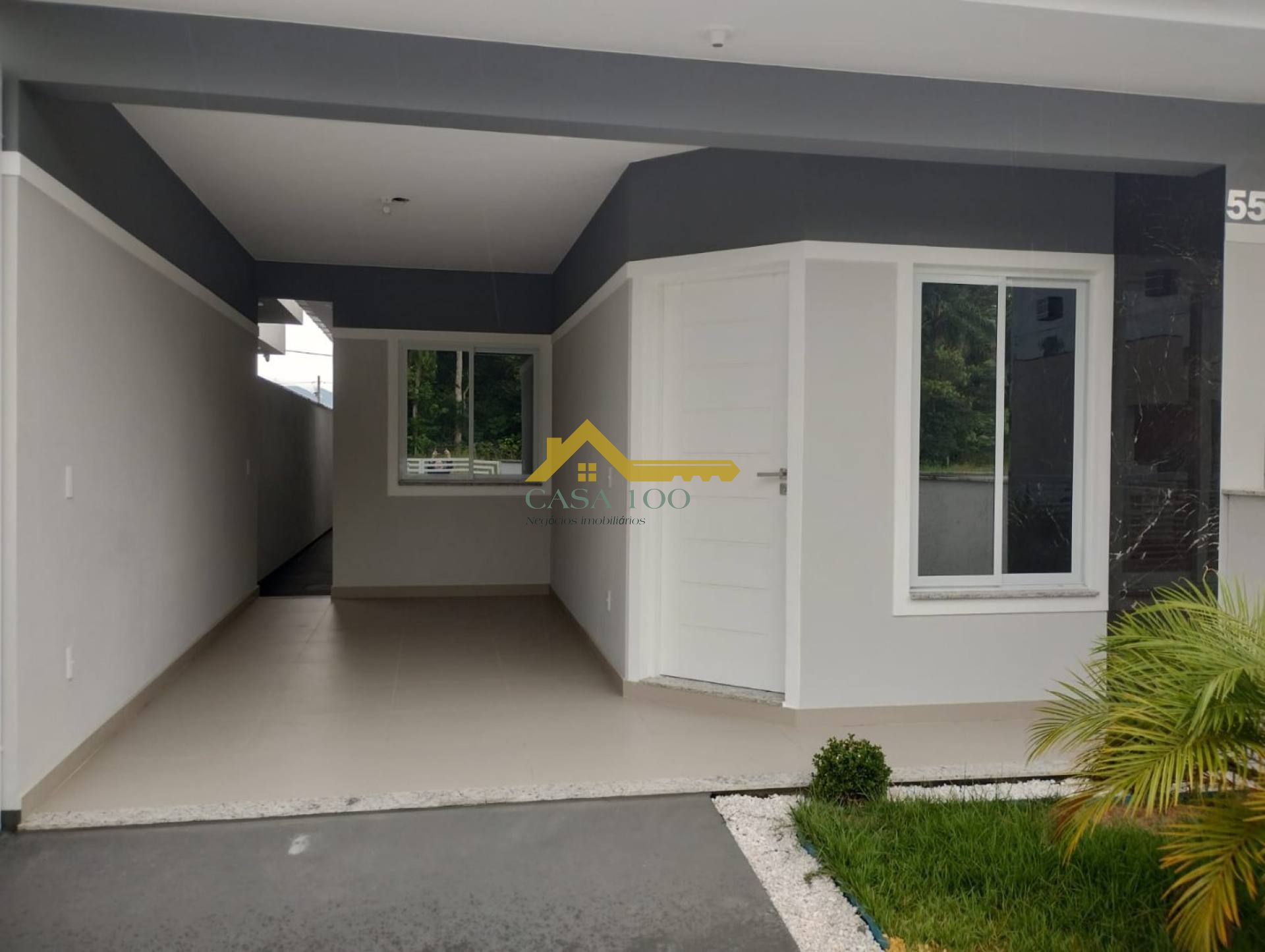 Casa Para Vender com 3 quartos 1 suítes no bairro Sertão do Maruim em São José