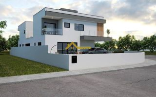 Sobrado Para Vender com 3 quartos 1 suítes em São José