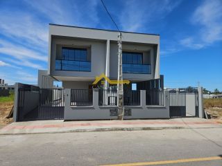Sobrado Para Vender com 3 quartos 1 suítes em São José