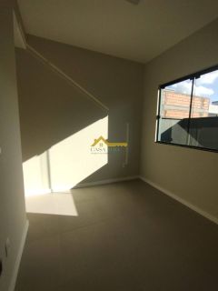 Casa com designer moderno - 2 dorm com suíte - São José