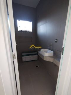 Casa com designer moderno - 2 dorm com suíte - São José