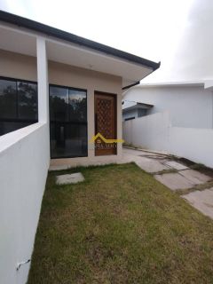 Casa geminada com dois quartos - São josé