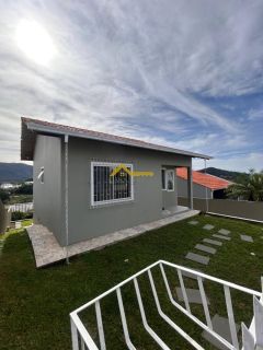 Casa com pátio e horta