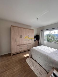 Casa com pátio e horta