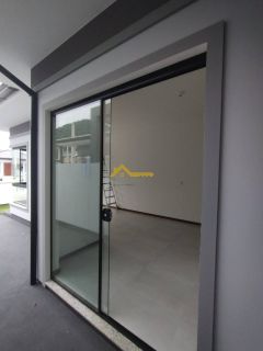 Casa 2 dormitórios semi mobiliada em São José