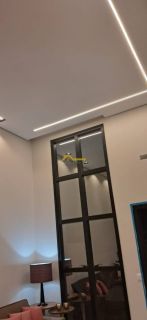 Residência Exclusiva com Design Contemporâneo e Conforto Superior