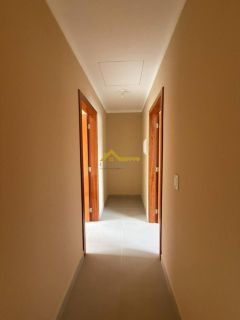 Sobrado com 2 quartos, sendo 2 suítes, semi-mobiliado em São José