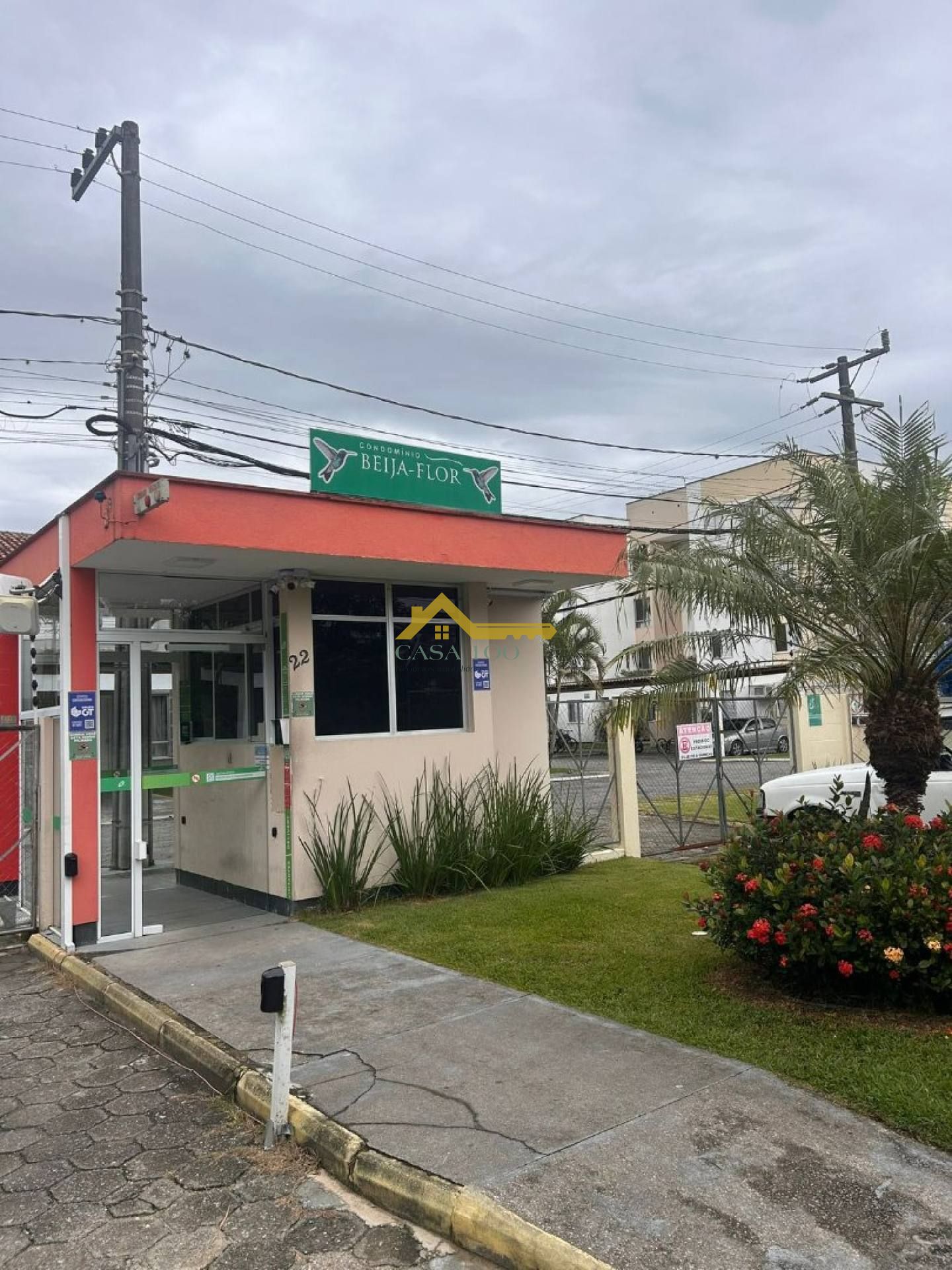 SUPER OPORTUNIDADE - SOBRADO EM SÃO JOSÉ