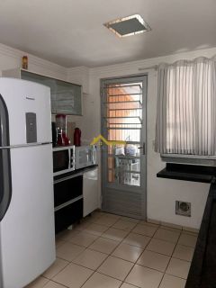 SUPER OPORTUNIDADE - SOBRADO EM SÃO JOSÉ