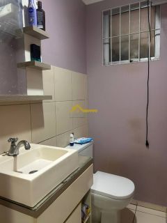 SUPER OPORTUNIDADE - SOBRADO EM SÃO JOSÉ