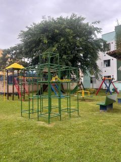 SUPER OPORTUNIDADE - SOBRADO EM SÃO JOSÉ