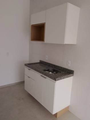 CASA SEMI MOBILIADA EM PALHOÇA .