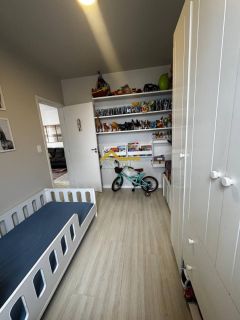 APARTAMENTO COM VARANDA NO KOBRASOL .
