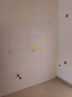 SOBRADO com passagem lateral - OFERTA