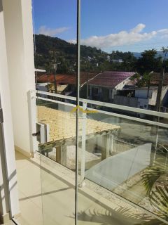 SOBRADO com passagem lateral - OFERTA