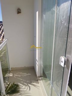 SOBRADO com passagem lateral - OFERTA